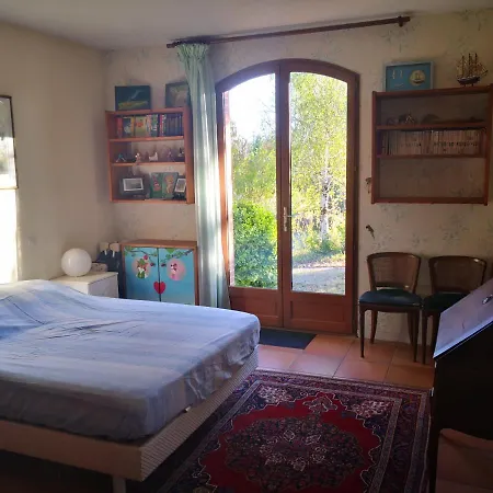 Gite Independant - Services Diner Et Petit-Dejeuner Possible Country house